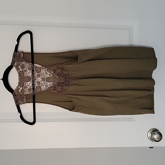 Joe Fresh Tank Top - Picture 2 of 4